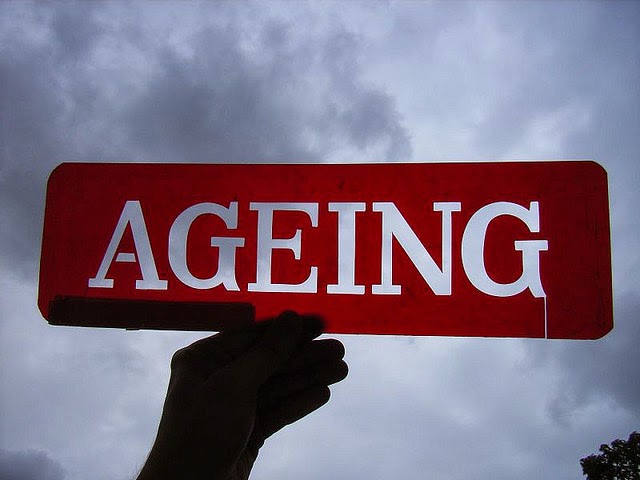 Ageing is inevitable. But can we do something about the effects? © r000pert (CC BY-ND 2.0) via Flickr