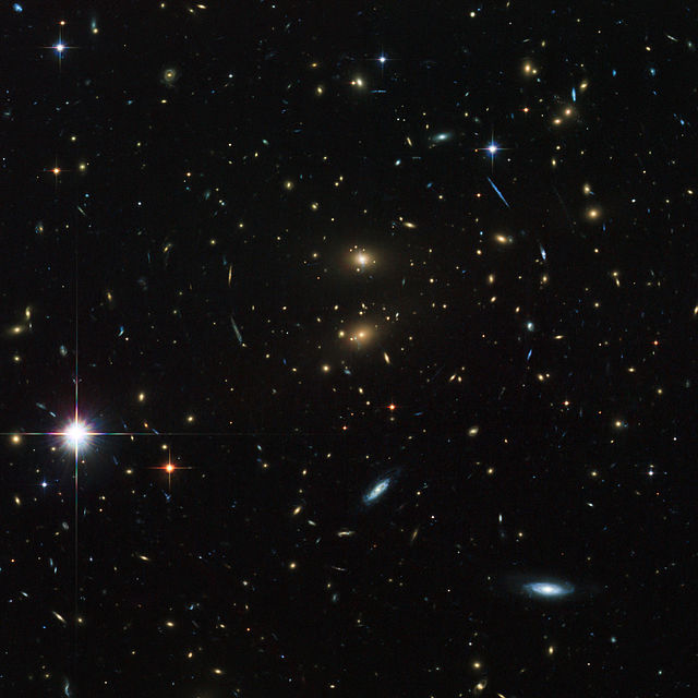 Gravitational Lensing by Galaxy Cluster LCDCS-0829 ESA/Hubble & NASA