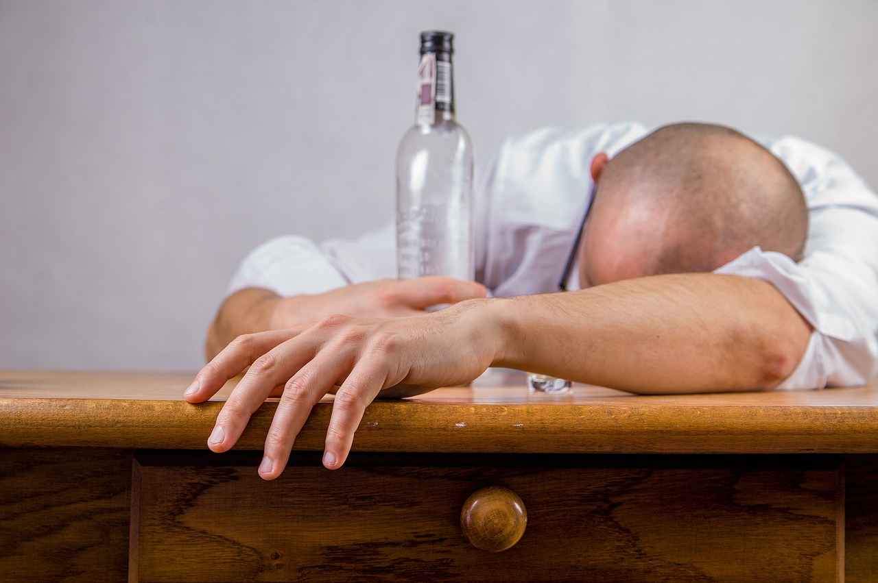 Hangover Jarmoluk (CC0 Public Domain) via Pixabay