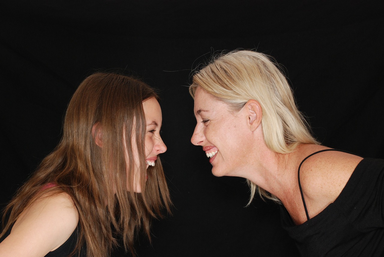 Laughter TawnyNina (CC-0) via Pixabay