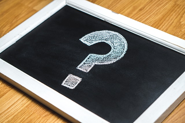 Science isn't about learning facts. It's about asking questions. Tero Vesalainen via pixabay